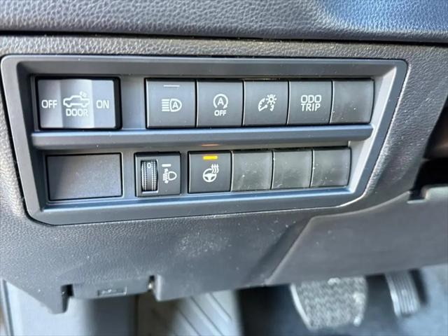 2026 Toyota Tundra SR5 CrewMax 5.5' Bed