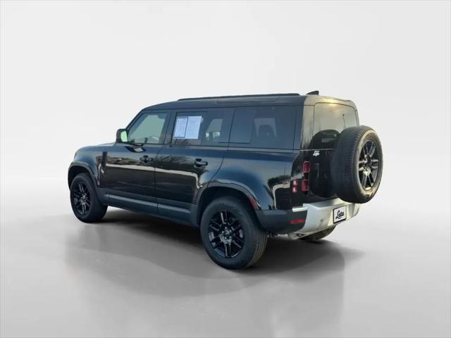2025 Land Rover Defender 110 P300