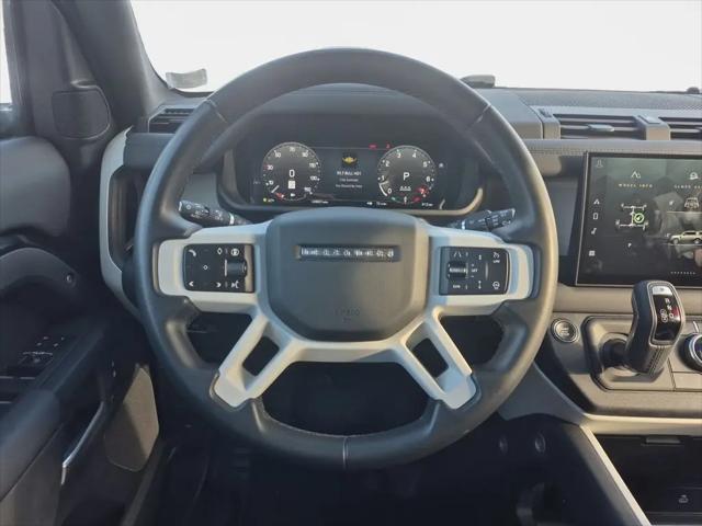 2025 Land Rover Defender 110 P300
