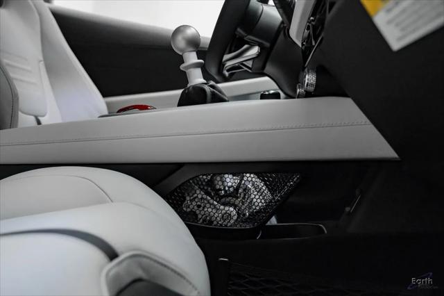 2026 Lotus Emira V6 SE