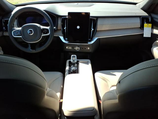 2026 Volvo XC90 Plus, B6 AWD Gas (mild hybrid), Gasoline, Bright, 7 Seats