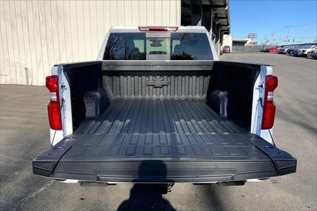 2026 Chevrolet Silverado 1500 4WD Crew Cab Short Bed RST