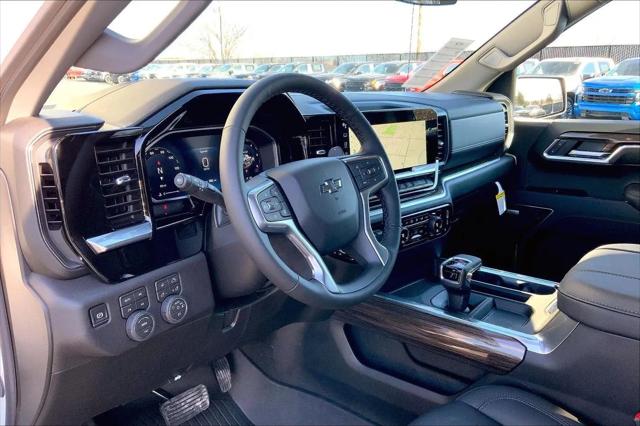 2026 Chevrolet Silverado 1500 4WD Crew Cab Short Bed RST