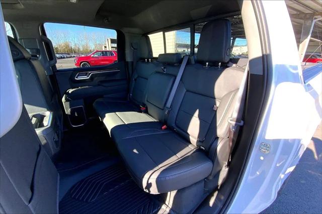 2026 Chevrolet Silverado 1500 4WD Crew Cab Short Bed RST