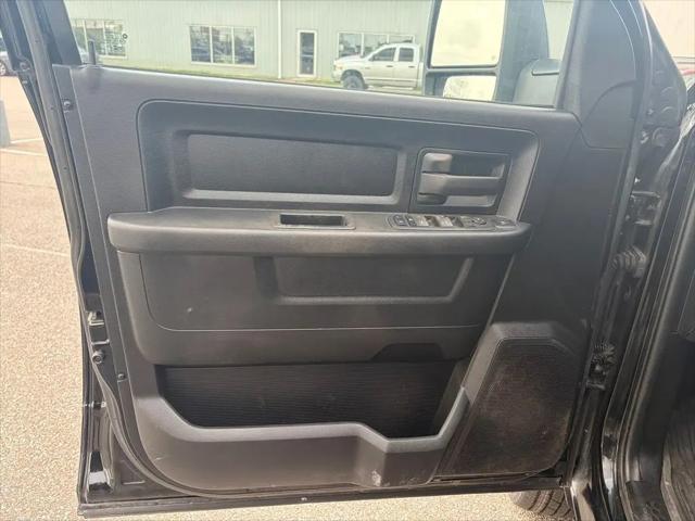 2024 Ram 3500 Tradesman/SLT/Laramie/Limited