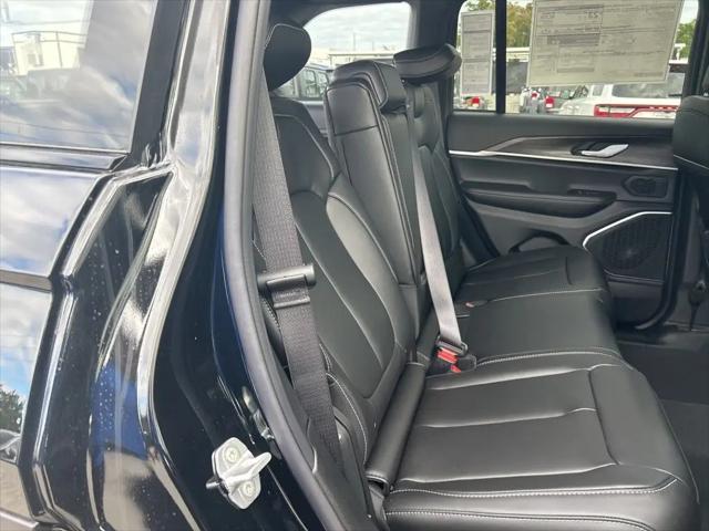 2026 Jeep Grand Cherokee Limited 4x2