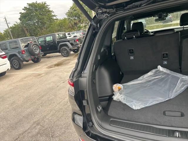 2026 Jeep Grand Cherokee Limited 4x2