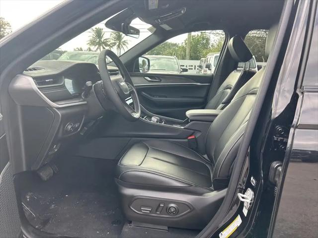 2026 Jeep Grand Cherokee Limited 4x2