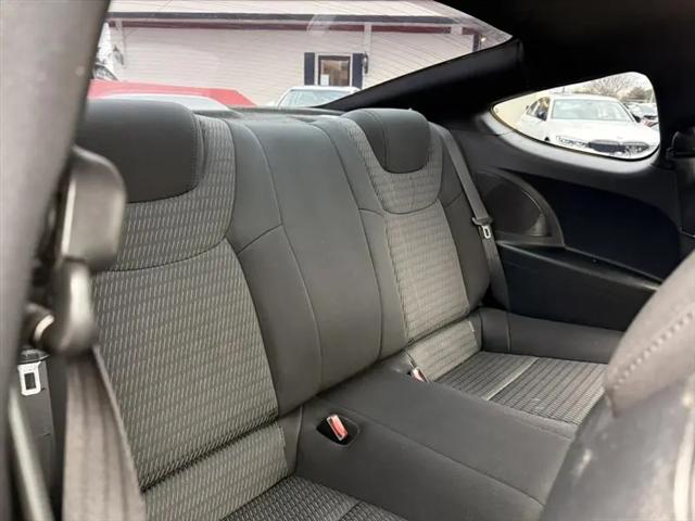 2015 Hyundai Genesis Coupe 3.8 Base