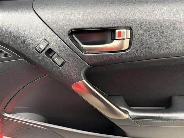 2015 Hyundai Genesis Coupe 3.8 Base