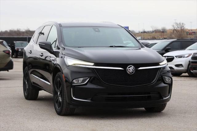 2023 Buick Enclave Essence AWD