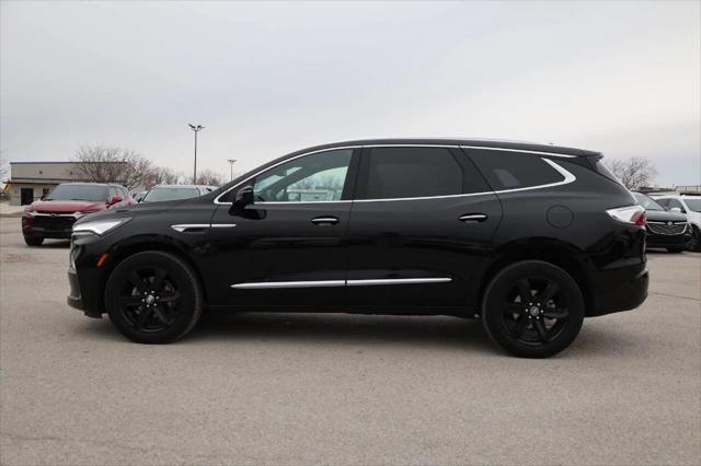 2023 Buick Enclave Essence AWD