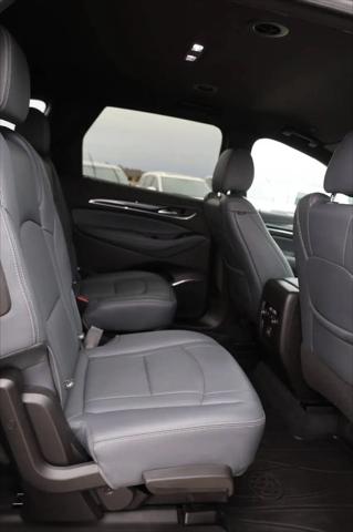 2023 Buick Enclave Essence AWD