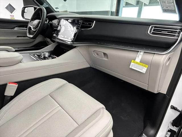 2026 Jeep Grand Wagoneer Summit Obsidian 4x4
