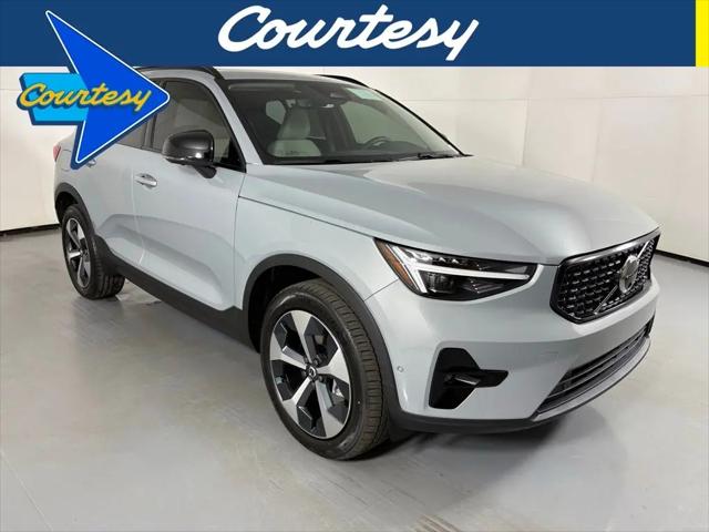 2026 Volvo XC40 Plus, B4 FWD Gas (mild hybrid), Dark for sale in Scottsdale, AZ