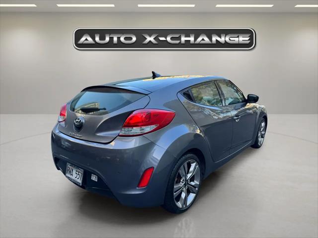 2013 Hyundai Veloster Base w/Black