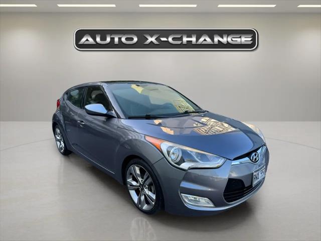 2013 Hyundai Veloster Base w/Black