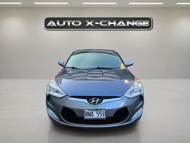 2013 Hyundai Veloster Base w/Black