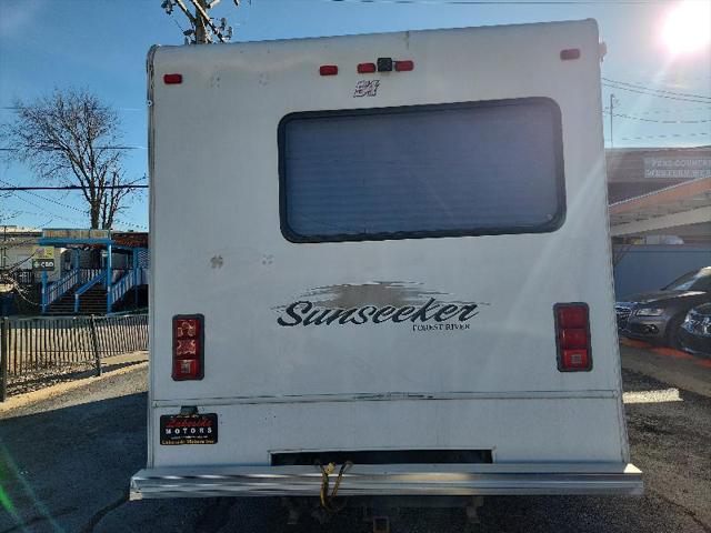 2011 Ford E-450 Cutaway SunSeeker