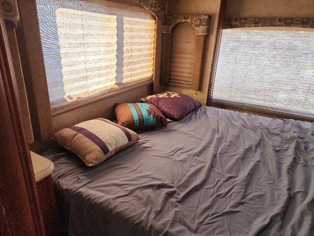 2011 Ford E-450 Cutaway SunSeeker