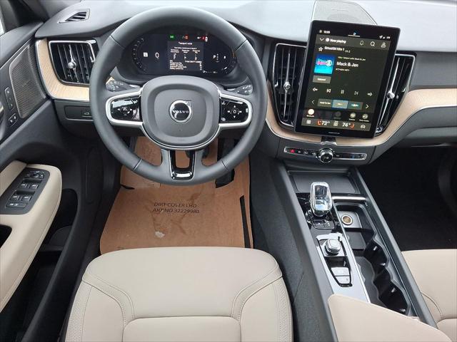 2026 Volvo XC60 B5 Plus