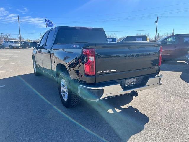 2022 Chevrolet Silverado 1500 4WD Crew Cab Short Bed LT with 2FL
