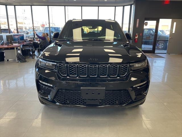 2025 Jeep Grand Cherokee GRAND CHEROKEE SUMMIT RESERVE 4X4