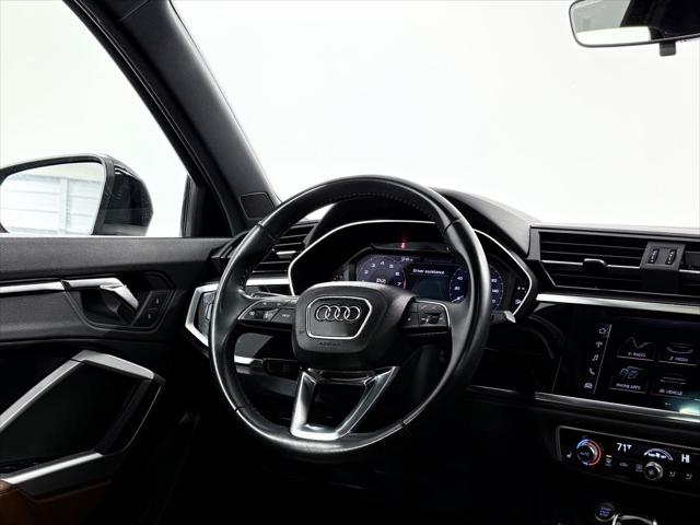 2020 Audi Q3 Premium 45 TFSI S line quattro Tiptronic