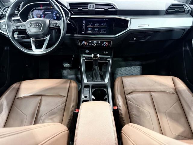 2020 Audi Q3 Premium 45 TFSI S line quattro Tiptronic