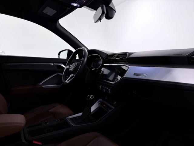 2020 Audi Q3 Premium 45 TFSI S line quattro Tiptronic