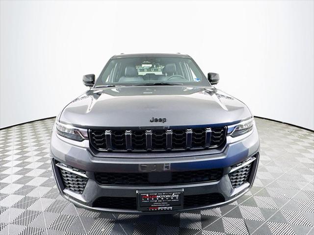 2026 Jeep Grand Cherokee Altitude 4x4