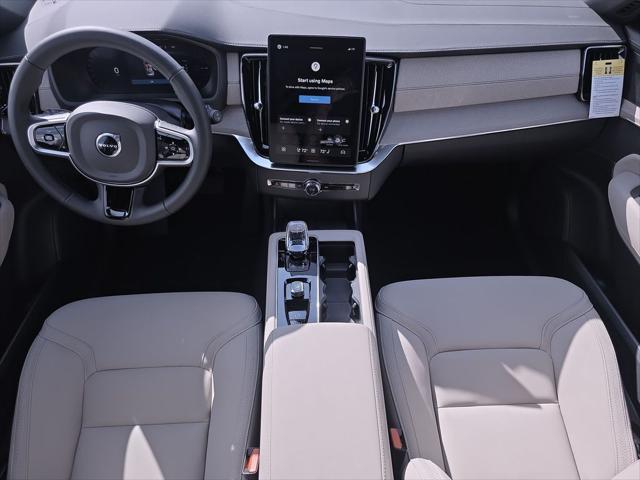 2026 Volvo XC90 Plug-In Hybrid Plus, T8 AWD, Electric/Gasoline, Bright, 7 Seats