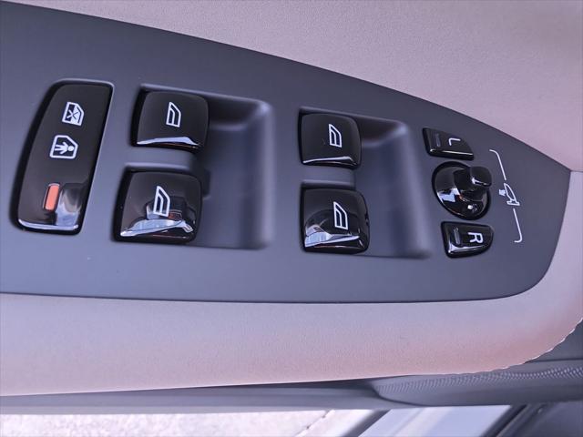2026 Volvo XC90 Plug-In Hybrid Plus, T8 AWD, Electric/Gasoline, Bright, 7 Seats