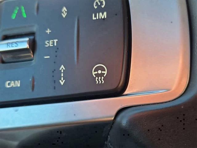 2024 Land Rover Discovery P360 Metropolitan Edition