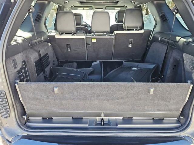 2024 Land Rover Discovery P360 Metropolitan Edition