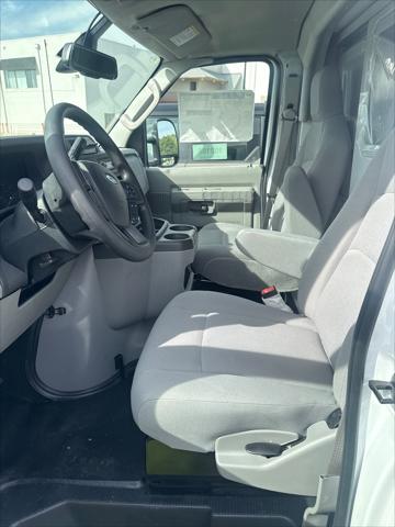 2026 Ford E-350 Cutaway Base