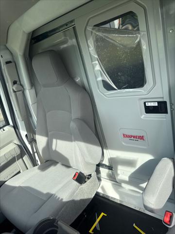 2026 Ford E-350 Cutaway Base