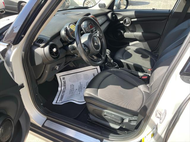 2015 MINI Hardtop Cooper