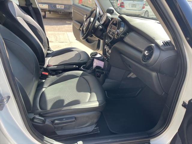2015 MINI Hardtop Cooper