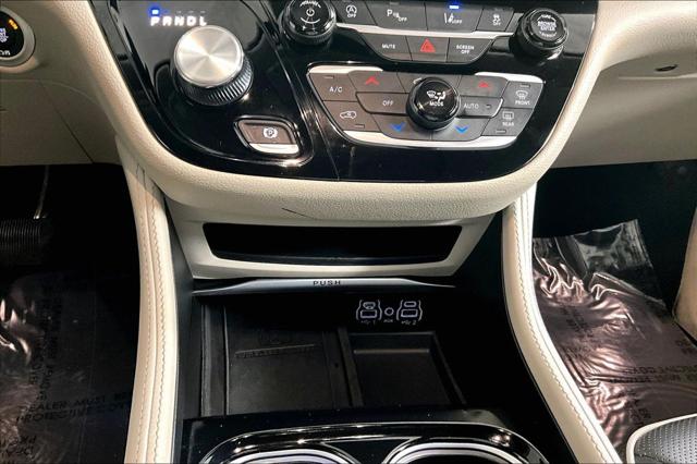 Used 2023 Chrysler Pacifica For Sale in Olive Branch, MS