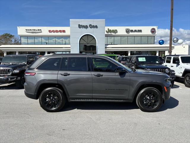 2026 Jeep Grand Cherokee Altitude 4x4