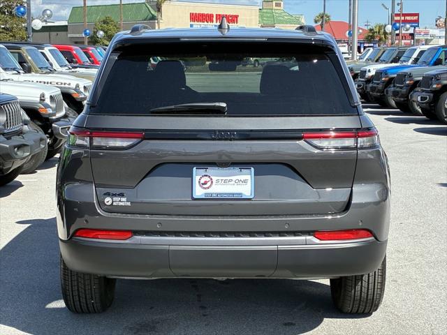 2026 Jeep Grand Cherokee Altitude 4x4