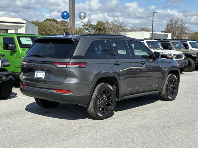 2026 Jeep Grand Cherokee Altitude 4x4