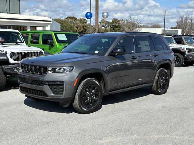 2026 Jeep Grand Cherokee Altitude 4x4