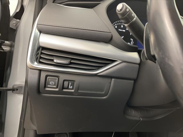 2023 Cadillac XT4 AWD Premium Luxury