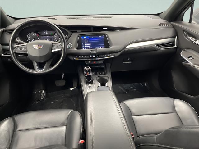 2023 Cadillac XT4 AWD Premium Luxury