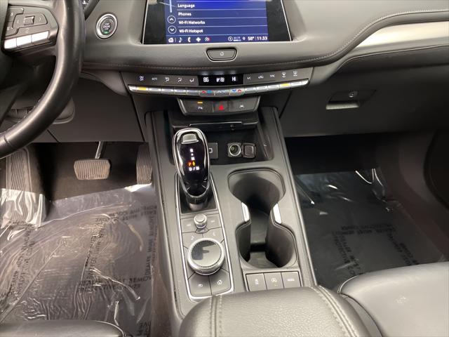 2023 Cadillac XT4 AWD Premium Luxury