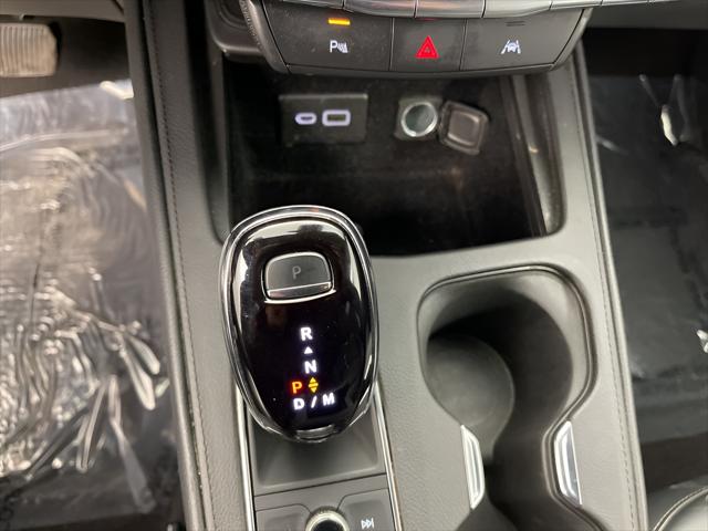 2023 Cadillac XT4 AWD Premium Luxury