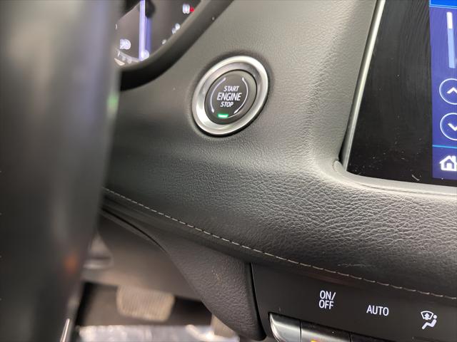 2023 Cadillac XT4 AWD Premium Luxury