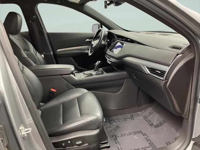 2023 Cadillac XT4 AWD Premium Luxury